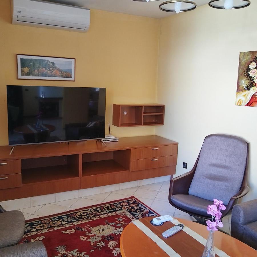 Guest House Yanita Варна Экстерьер фото